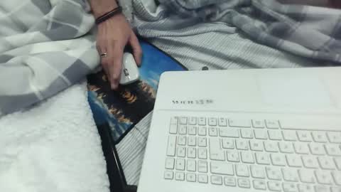 kiki3366 online show from February 7, 8:39 am