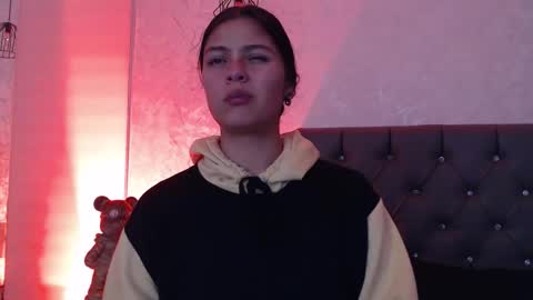 kIKI online show from February 4, 3:54 am