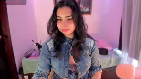 Mayoyo online show from April 7, 2:30 pm