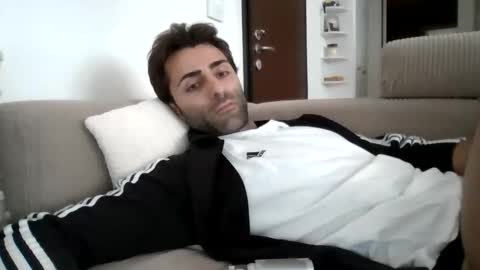 kikkus01 online show from November 13, 1:14 pm