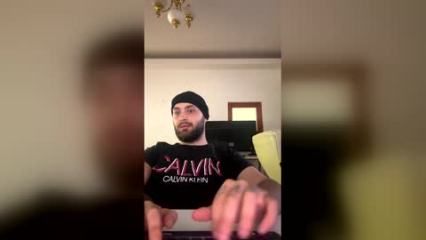 killerbeexxx online show from May 6, 10:10 am