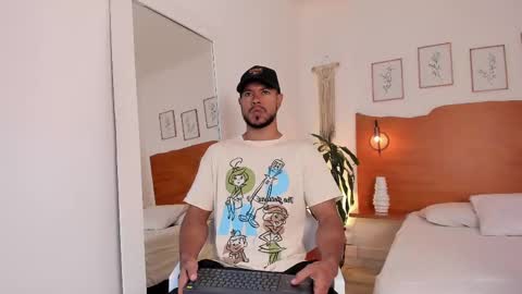 Kilua Muscle guy online show from September 8, 8:41 pm