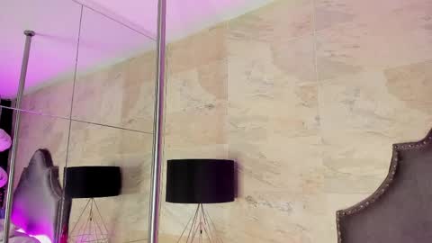 cherry  online show from April 9, 6:19 am