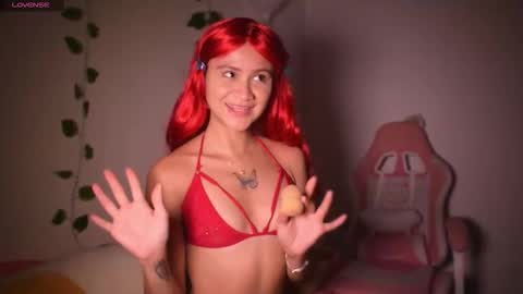 ISABELLA 3 online show from February 10, 11:24 am