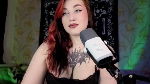 Snapshot of kim_possible1 chatting on October 9, 8:09 am Hi Im Kimberly but u can call me Kim. Turn on ur sound i love to talk and moan online show from October 9, 8:09 am