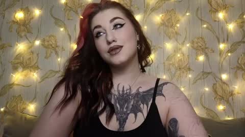 Snapshot of kim_possible1 chatting on December 4, 10:40 am Hi Im Kimberly but u can call me Kim. Turn on ur sound i love to talk and moan online show from December 4, 10:40 am