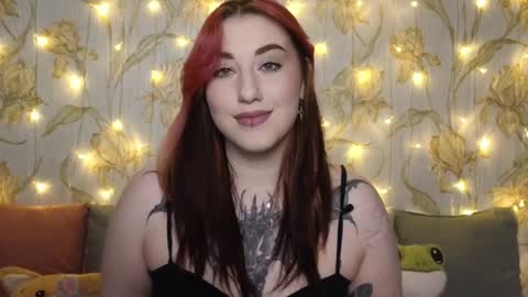 Snapshot of kim_possible1 chatting on December 11, 11:30 am Hi Im Kimberly but u can call me Kim. Turn on ur sound i love to talk and moan online show from December 11, 11:30 am