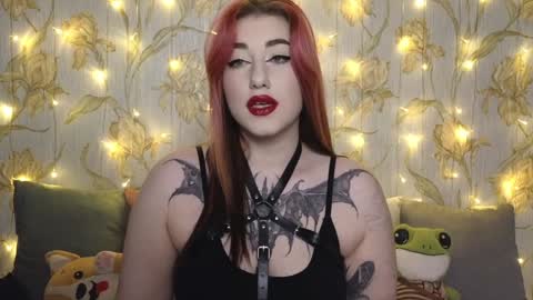 Snapshot of kim_possible1 chatting on December 20, 2:26 pm Hi Im Kimberly but u can call me Kim. Turn on ur sound i love to talk and moan online show from December 20, 2:26 pm