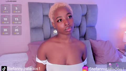 Snapshot of kimberlylenox chatting on January 23, 9:39 pm Queen Kim online show from January 23, 9:39 pm