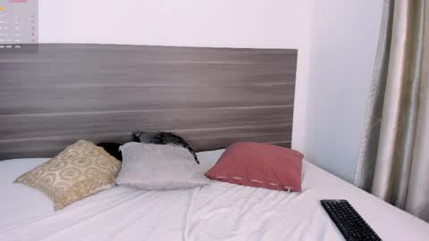 Kimberlyn online show from April 14, 9:40 pm