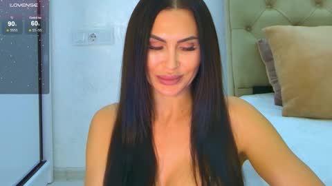 KIm online show from March 7, 5:02 pm