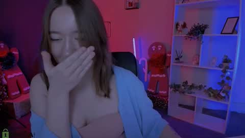 just Kimi  online show from January 5, 5:27 pm