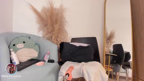 Kim  online show from October 19, 10:36 pm