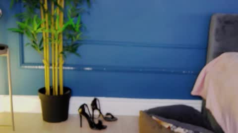 kimmdaviss online show from February 26, 9:34 am