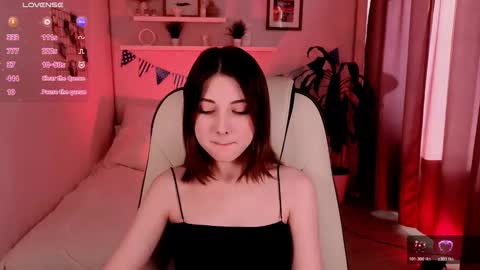 Snapshot of kimmie_shine chatting on October 17, 8:29 am Your Kimmie follow me online show from October 17, 8:29 am
