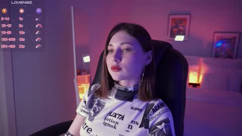 Snapshot of kimmie_shine chatting on October 8, 12:00 pm Your Kimmie follow me online show from October 8, 12:00 pm