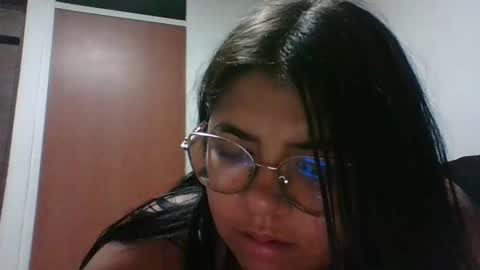 Snapshot of kimmy_kimmy_ chatting on March 1, 1:00 am Kimmy online show from March 1, 1:00 am