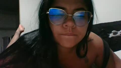Snapshot of kimmy_kimmy_ chatting on January 28, 1:39 am Kimmy online show from January 28, 1:39 am