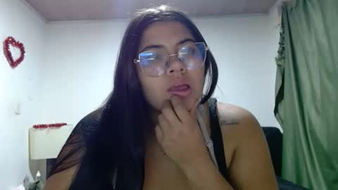 Snapshot of kimmy_kimmy_ chatting on October 6, 3:02 am Kimmy online show from October 6, 3:02 am