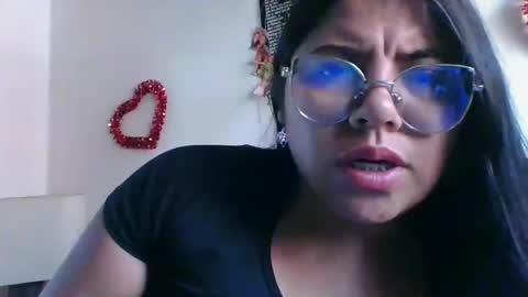 Snapshot of kimmy_kimmy_ chatting on February 23, 8:22 pm Kimmy online show from February 23, 8:22 pm