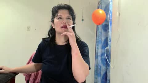 Kimmy online show from November 5, 7:38 pm