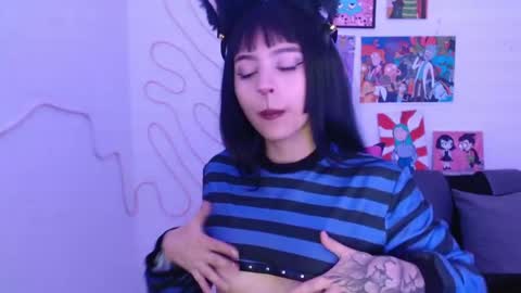 Snapshot of kind_scarlett chatting on March 2, 10:05 pm Kind Scarlett online show from March 2, 10:05 pm