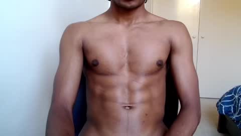 Snapshot of kinda_horny_right_now chatting on February 25, 10:31 pm Isaac online show from February 25, 10:31 pm