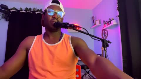 KC online show from December 3, 5:15 am