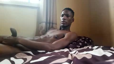 kingemizzy online show from November 13, 6:49 am