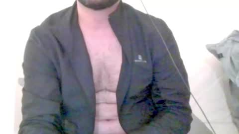 Snapshot of kingindisguise69 chatting on February 23, 10:09 pm kingindisguise69 online show from February 23, 10:09 pm