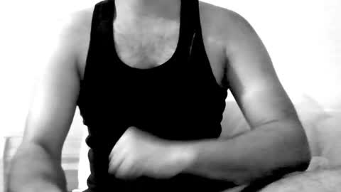 Snapshot of kingindisguise69 chatting on January 20, 6:43 pm kingindisguise69 online show from January 20, 6:43 pm