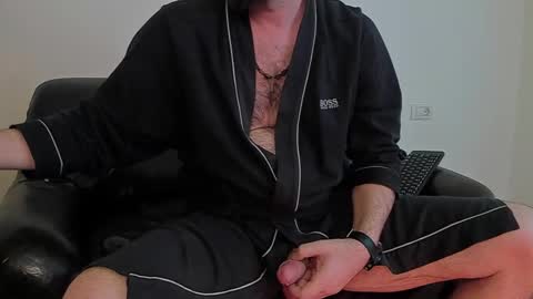 The King online show from February 10, 5:41 pm