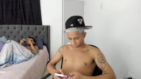 DOMINANT ALPHA KINGS online show from November 20, 7:29 am