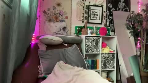 Snapshot of kinkilexixxx chatting on March 4, 1:49 pm Lexi Onlyfans  online show from March 4, 1:49 pm