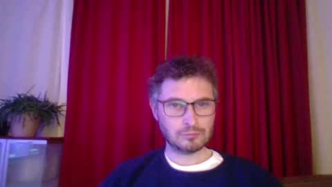 Snapshot of kinksubbydubby chatting on September 30, 9:36 pm kinksubbydubby online show from September 30, 9:36 pm