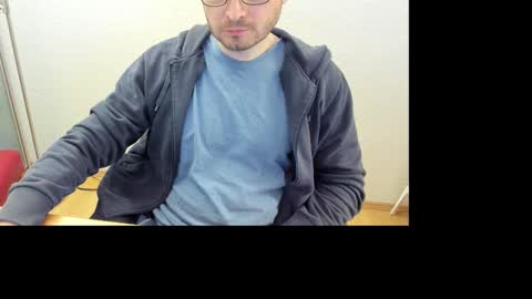 Snapshot of kinksubbydubby chatting on October 15, 9:59 pm kinksubbydubby online show from October 15, 9:59 pm