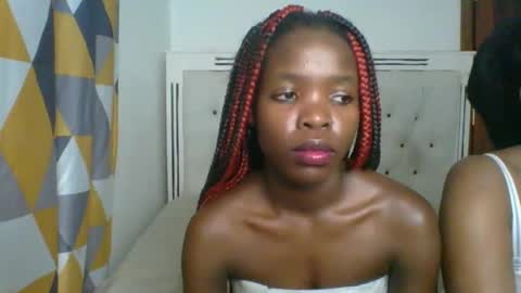 Snapshot of kinky_aria chatting on October 5, 6:37 pm kinky_aria online show from October 5, 6:37 pm