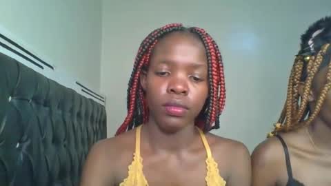 Snapshot of kinky_aria chatting on September 16, 4:43 pm kinky_aria online show from September 16, 4:43 pm