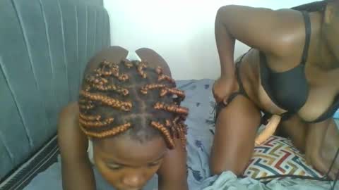 kinky_aria online show from November 13, 8:11 pm