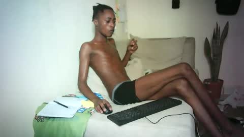 kinkybby_ online show from March 12, 2:23 pm