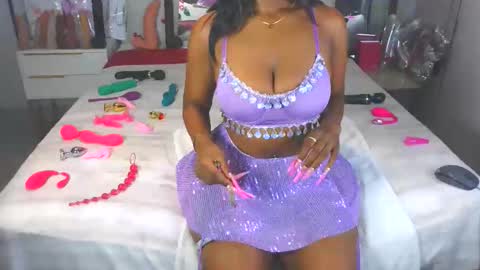 KinyBunz online show from February 19, 2:11 am