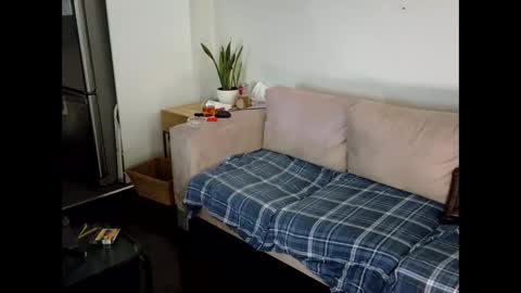 kinkykatt557616 online show from March 3, 9:33 pm