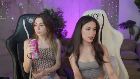 Snapshot of kira0541 chatting on March 10, 4:57 pm Sweet girls online show from March 10, 4:57 pm