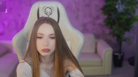 Snapshot of kira0541 chatting on March 4, 8:02 am Sweet girls online show from March 4, 8:02 am