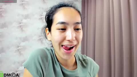 Aura online show from October 1, 4:22 am