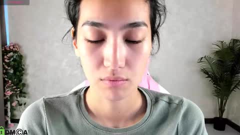 Aura online show from September 30, 4:01 am