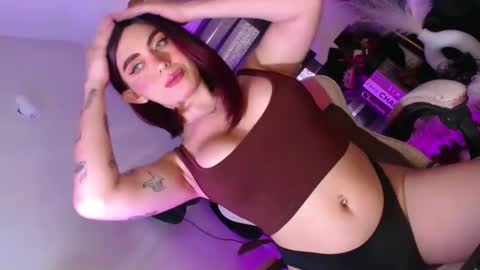 Snapshot of kiramillerxx chatting on September 27, 2:31 am Its your girl KIRA online show from September 27, 2:31 am