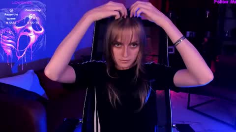 Kira online show from September 13, 6:10 pm