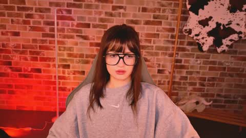 kiravair online show from April 3, 11:06 am