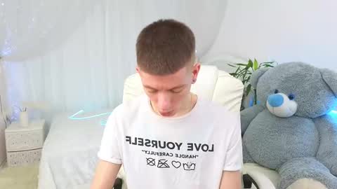    online show from March 11, 10:07 am